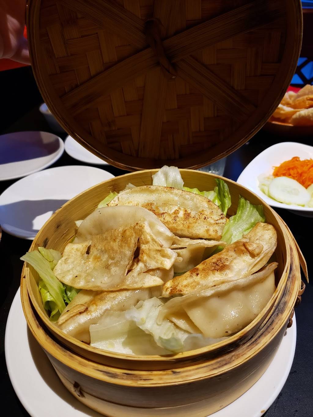 Yong Asian House | restaurant | 405 Roy Martin Rd, Johnson City, TN 37615, USA | 4232321268 OR +1 423-232-1268