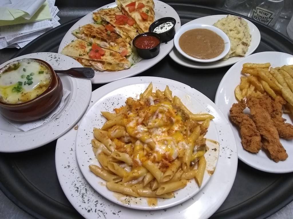 Chute Gates Steakhouse | restaurant | 372 Main St, Terryville, CT 06786, USA | 8605850704 OR +1 860-585-0704