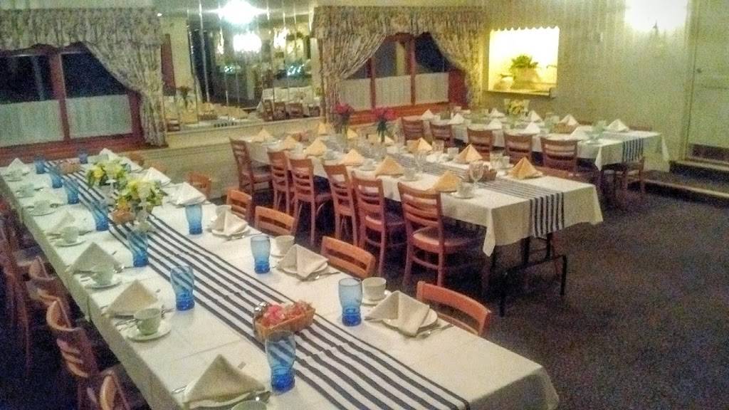 Hollyhock Hill | meal takeaway | 8110 N College Ave, Indianapolis, IN 46240, USA | 3172512294 OR +1 317-251-2294