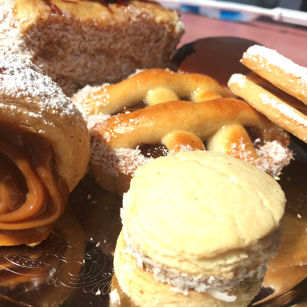 Casapueblo Restaurant & Bakery | restaurant | 4153 W Vine St, Kissimmee, FL 34741, USA | 4075150981 OR +1 407-515-0981