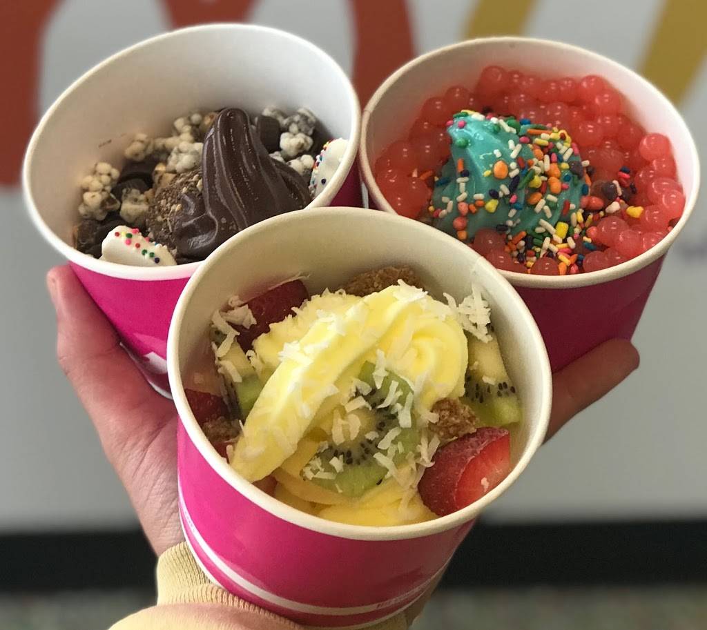 SMYLE Yogurt Bar | restaurant | 2620 Laporte Ave, Valparaiso, IN 46383, USA | 2194629696 OR +1 219-462-9696