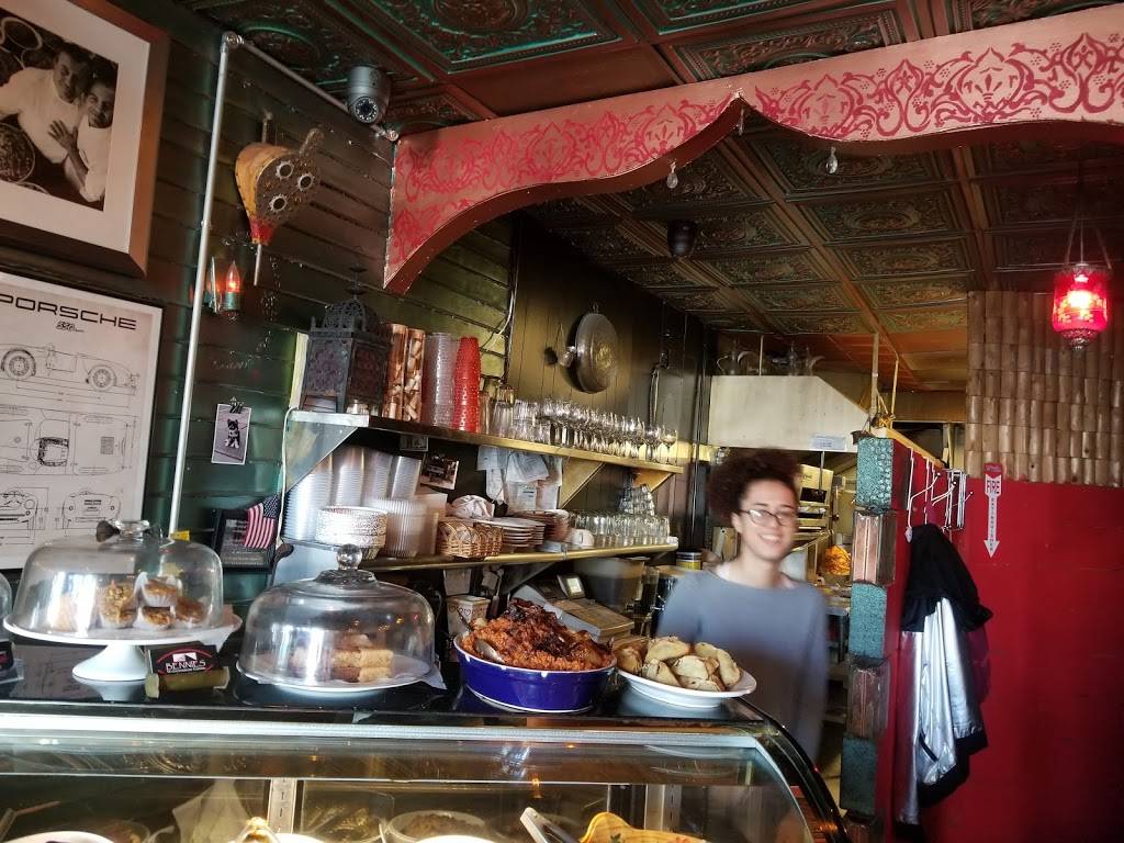 Bennies | restaurant | 54 E Palisade Ave, Englewood, NJ 07631, USA | 2018945700 OR +1 201-894-5700