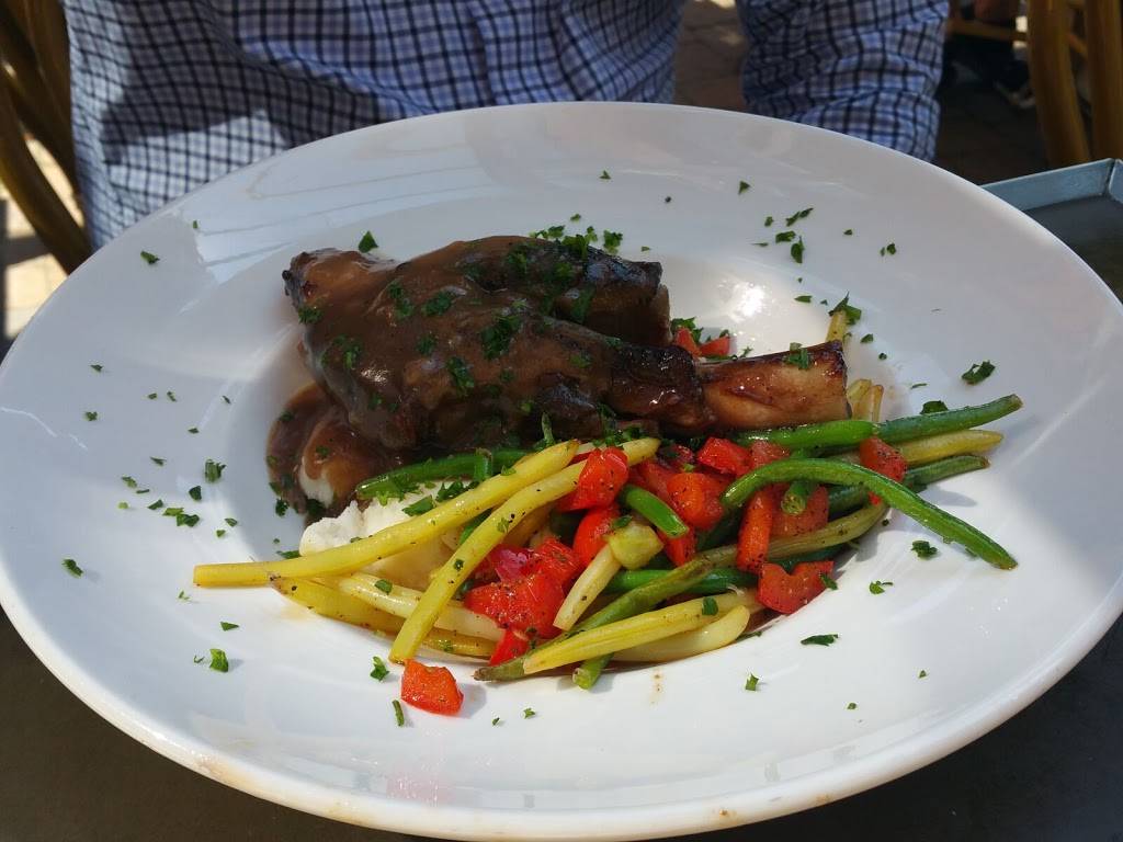 3 Brasseurs Anjou | restaurant | 7225 Boulevard des Galeries dAnjou, Anjou, QC H1M 2W2, Canada | 5143515591 OR +1 514-351-5591