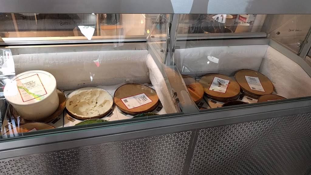 Addicted Coffee Bar - Lakewood | cafe | 13743 Madison Ave, Lakewood, OH 44107, USA | 2162108563 OR +1 216-210-8563