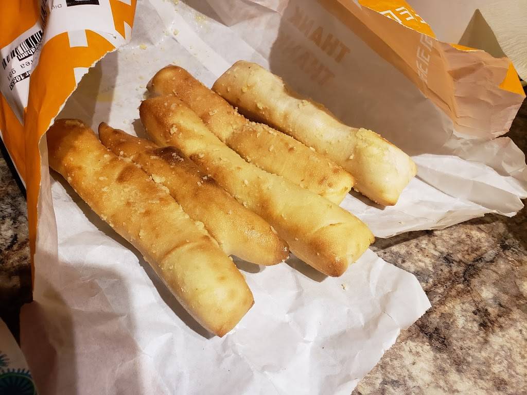 Little Caesars Pizza | meal takeaway | 25320 Van Born Rd, Dearborn Heights, MI 48125, USA | 3132920400 OR +1 313-292-0400