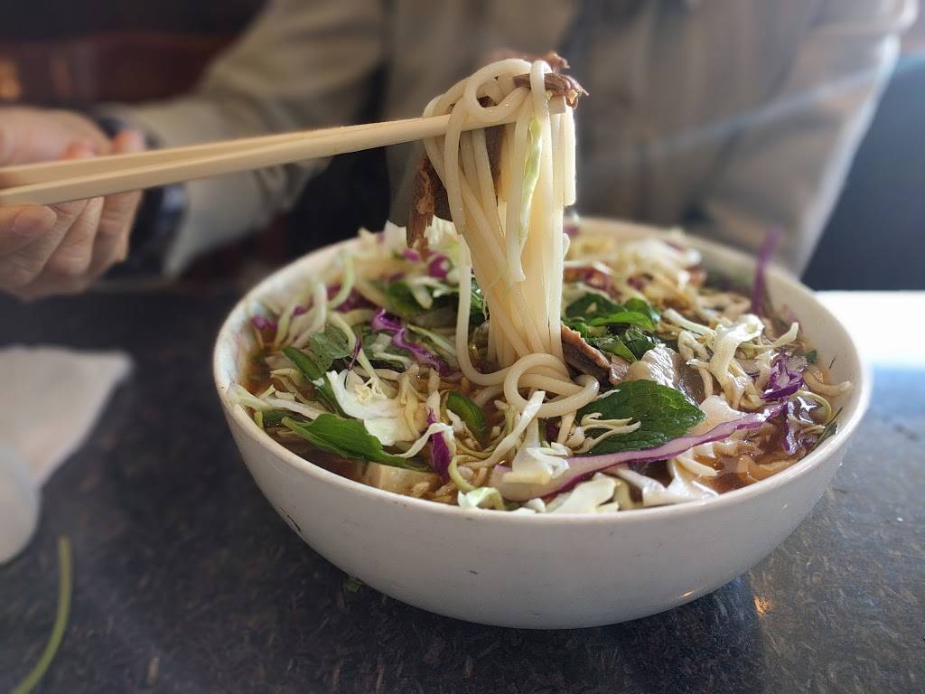 Pho Kim Long | restaurant | 2082 N Capitol Ave, San Jose, CA 95132, USA | 4089462181 OR +1 408-946-2181