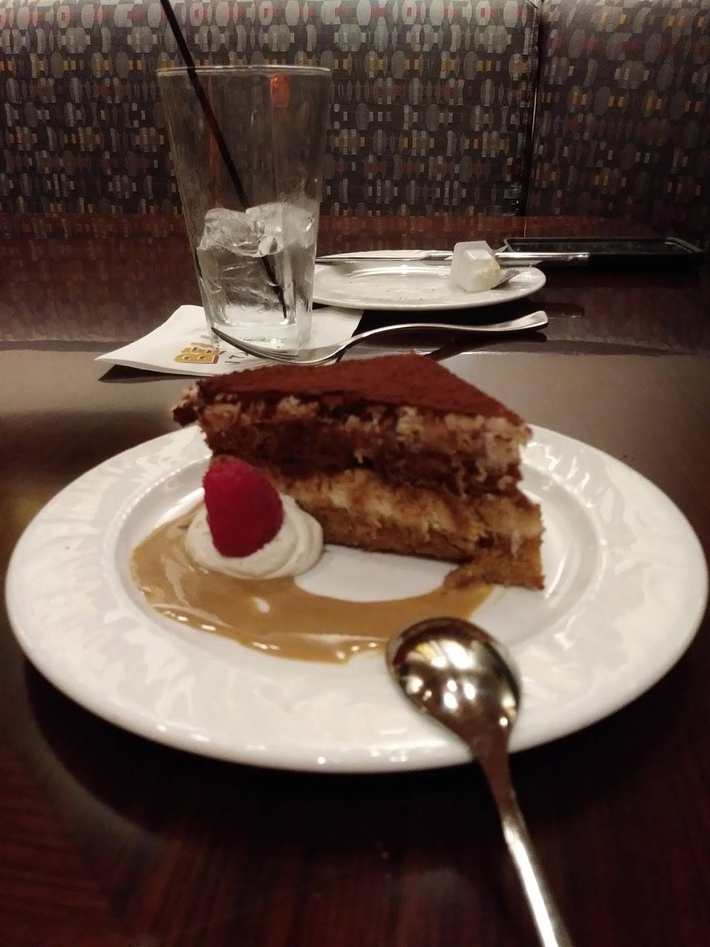 Bella Italiana | restaurant | 1721 W Canal St, Milwaukee, WI 53233, USA | 4148477626 OR +1 414-847-7626