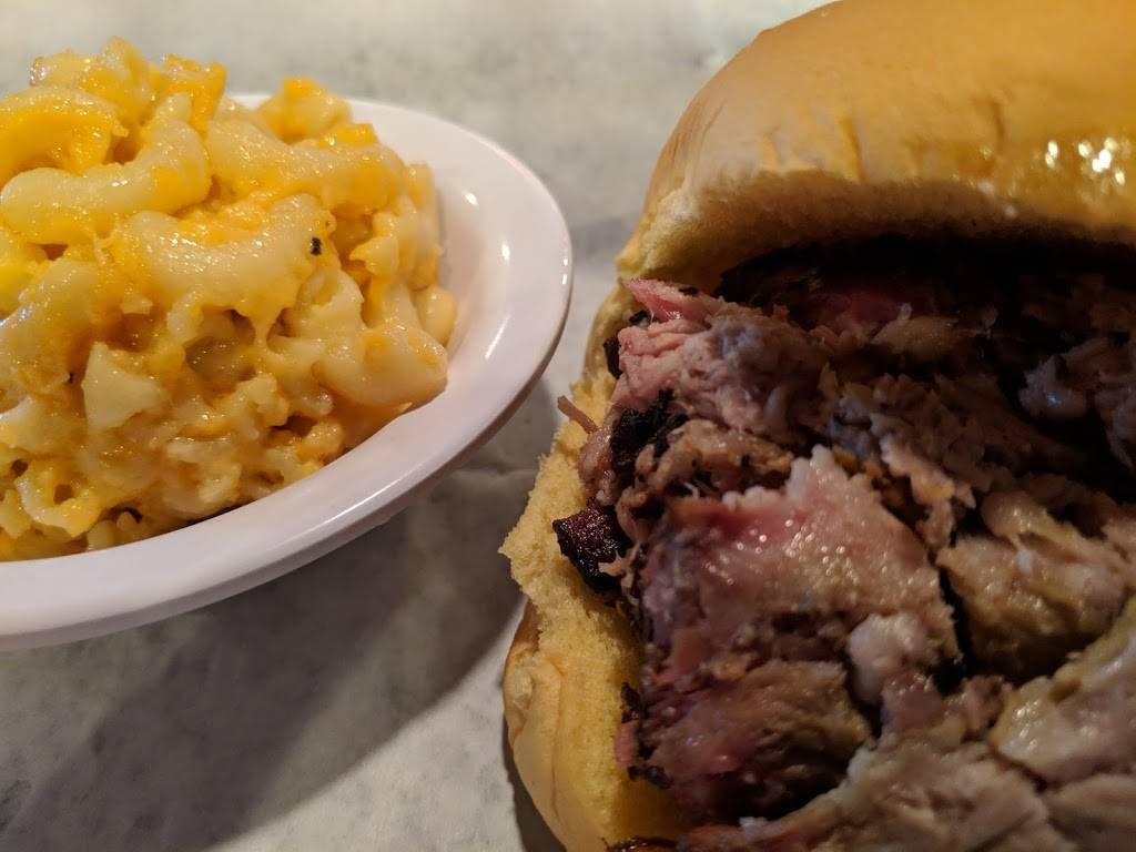 I Barbque Express | restaurant | 3170 US-27, Fruitland Park, FL 34731, USA | 3523154227 OR +1 352-315-4227