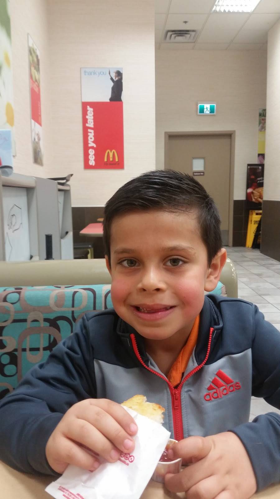 McDonalds | cafe | 22 Pinebush Rd, Cambridge, ON N1R 8K5, Canada | 5196246699 OR +1 519-624-6699