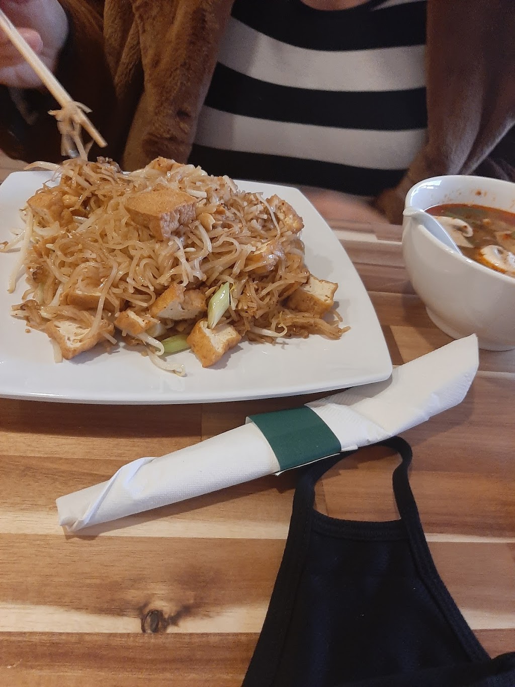 Ocean Thai Sushi | restaurant | 9516 Haver Way, Indianapolis, IN 46240, USA | 3174177834 OR +1 317-417-7834