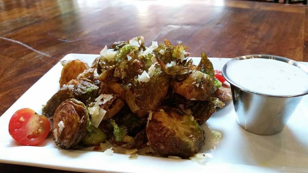 Irish Shannons Pub | restaurant | 41 W Church St, Orlando, FL 32801, USA | 4078661191 OR +1 407-866-1191