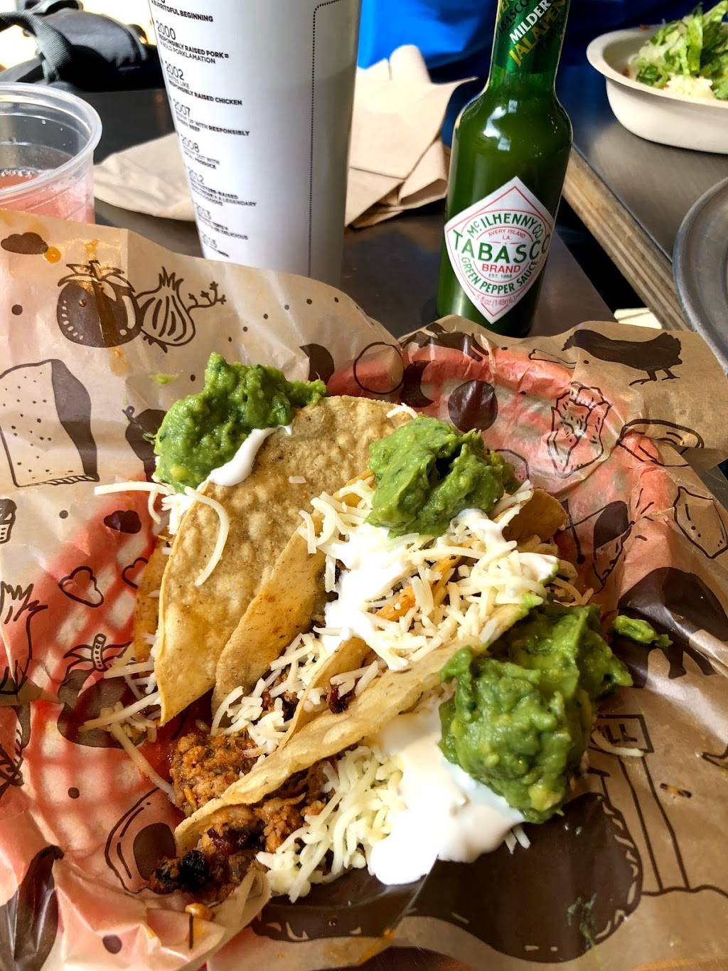 Chipotle Mexican Grill | restaurant | 23645 El Toro Rd, Lake Forest, CA 92630, USA | 9495871550 OR +1 949-587-1550