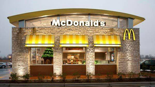 McDonalds | cafe | 374 E Main St, Newark, DE 19711, USA | 3027370502 OR +1 302-737-0502