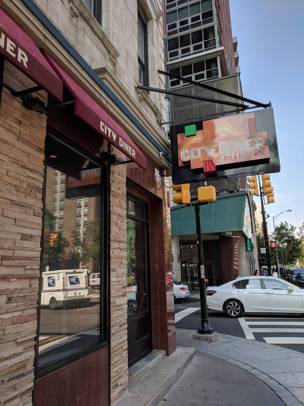 City Diner | restaurant | 31 Montgomery St, Jersey City, NJ 07302, USA | 2017215331 OR +1 201-721-5331