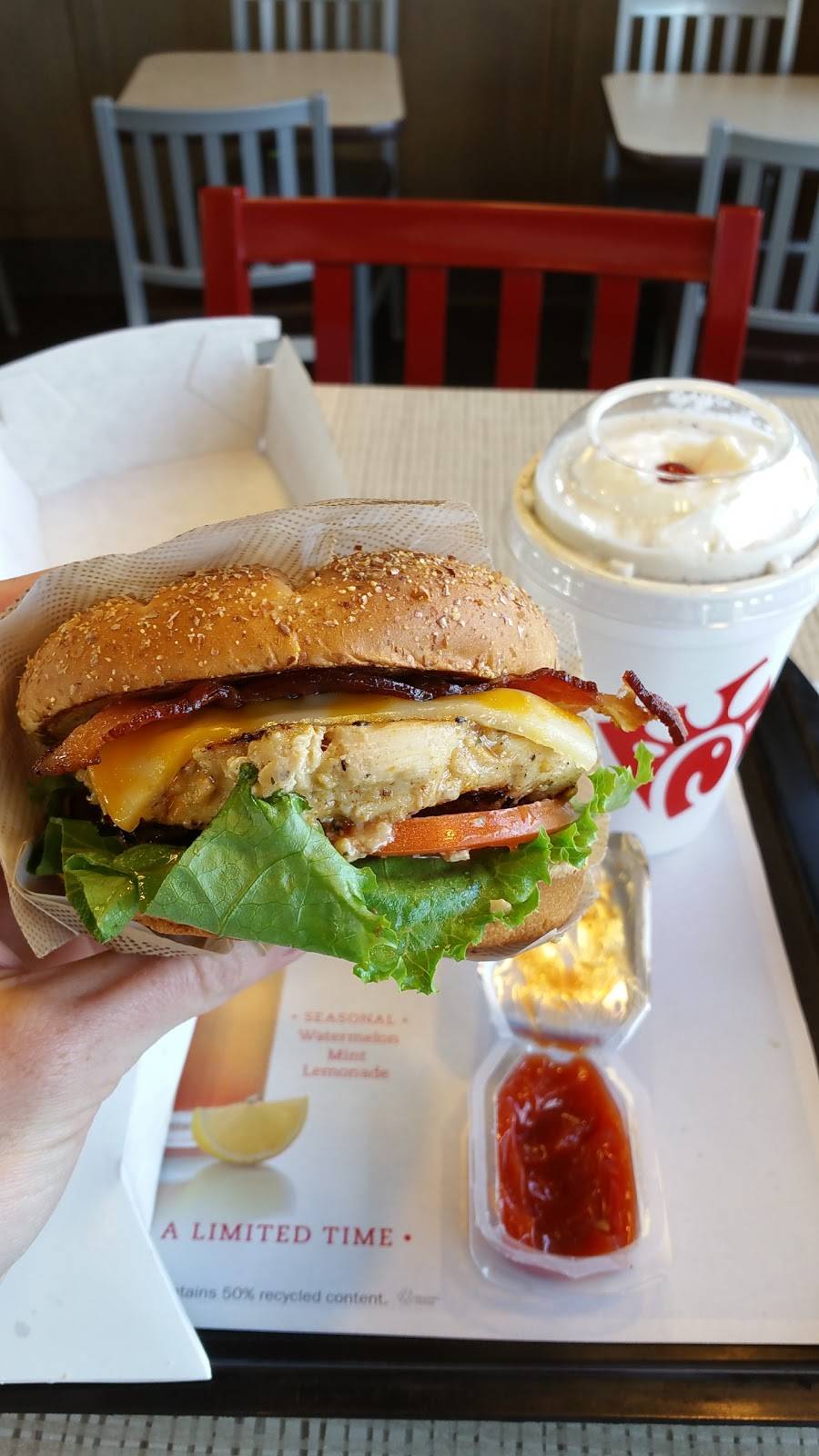 Chick-fil-A | restaurant | 14098 Bergen Blvd, Noblesville, IN 46060, USA | 3177764060 OR +1 317-776-4060