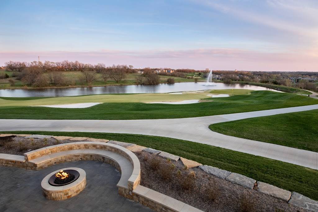 Canyon Farms Golf Club | restaurant | 17501 W 87th St Pkwy, Lenexa, KS 66219, USA | 9135292235 OR +1 913-529-2235