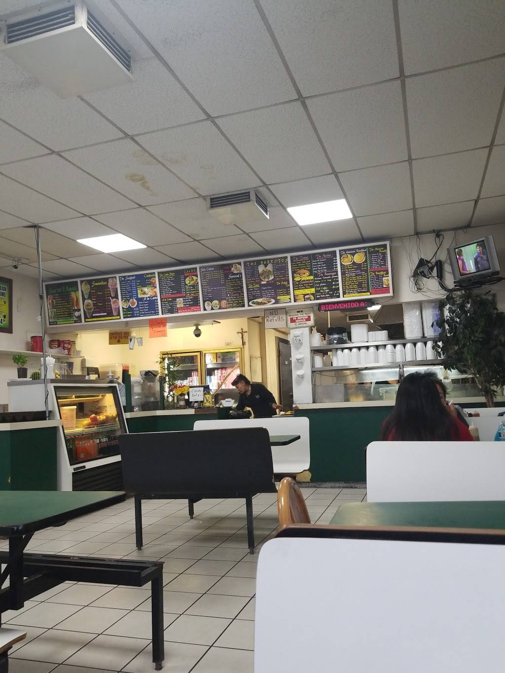 LOS REYES MEXICAN FOOD & SEAFOOD | restaurant | 4696 Market St, San Diego, CA 92102, USA | 6198927562 OR +1 619-892-7562