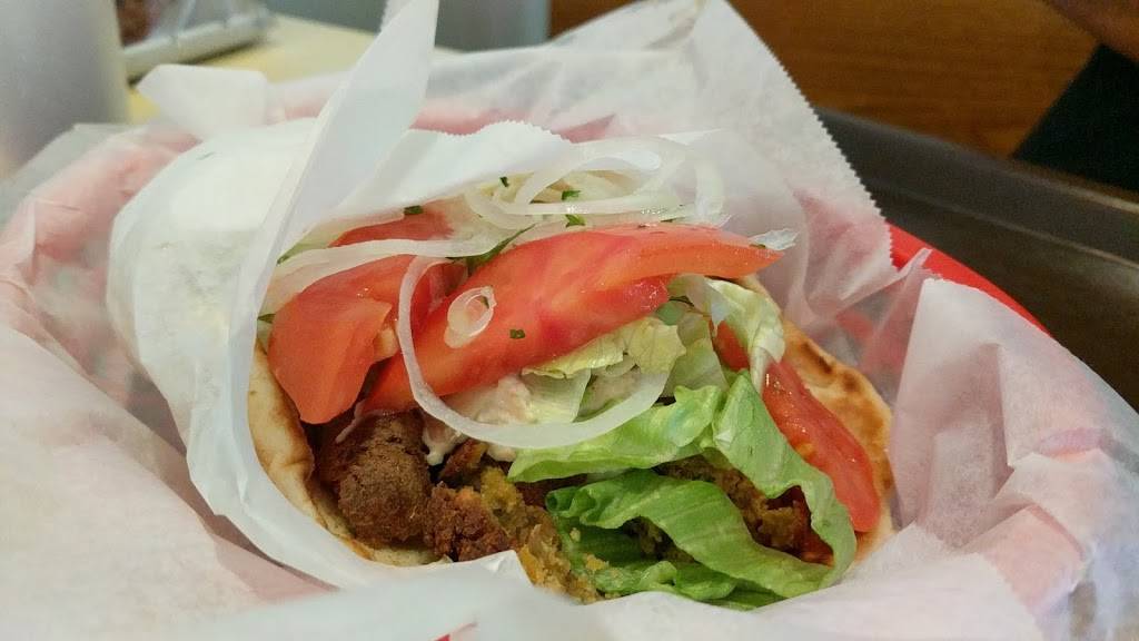 Salonikas Bar & Grill | restaurant | 133 6th St, Pittsburgh, PA 15222, USA | 4122614770 OR +1 412-261-4770