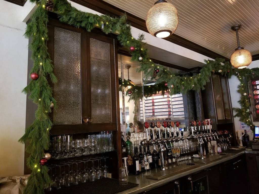 Tilia | restaurant | 2726 W 43rd St, Minneapolis, MN 55410, USA | 6123542806 OR +1 612-354-2806