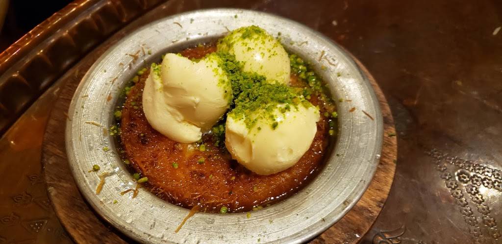 Sheesh | restaurant | 3226 S Grand Blvd, St. Louis, MO 63118, USA | 3148334321 OR +1 314-833-4321