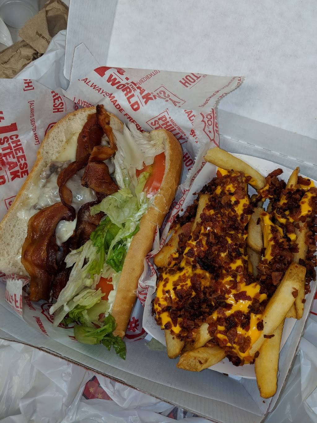 Charleys Philly Steaks | restaurant | 250 Granite St Ste 2104, Braintree, MA 02184, USA | 6173346440 OR +1 617-334-6440