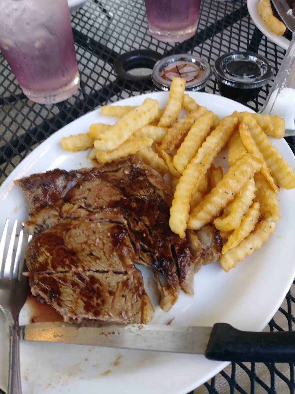 Washington Square Cafe & Catering | restaurant | 5981 N Jefferson St, Burlington, KY 41005, USA | 8595860120 OR +1 859-586-0120