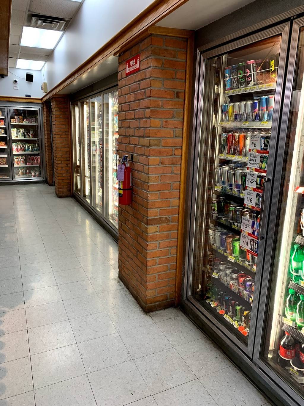 Dandy Mini Mart | meal takeaway | 805 W Buffalo St, Ithaca, NY 14850, USA | 6072737470 OR +1 607-273-7470