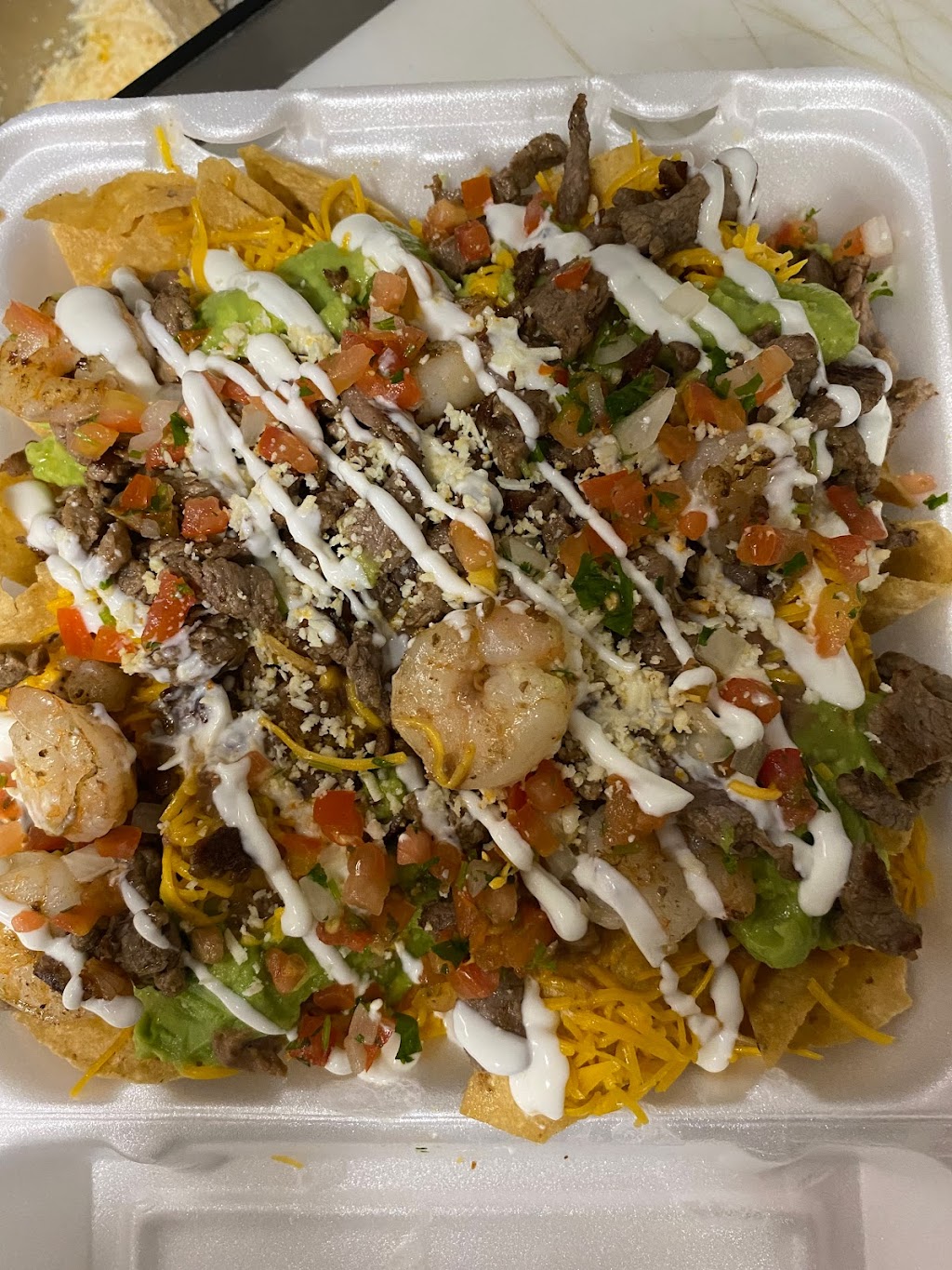 Que Chingon Mexican Grill | restaurant | 4126 University Ave, San Diego, CA 92105, USA | 6192289977 OR +1 619-228-9977