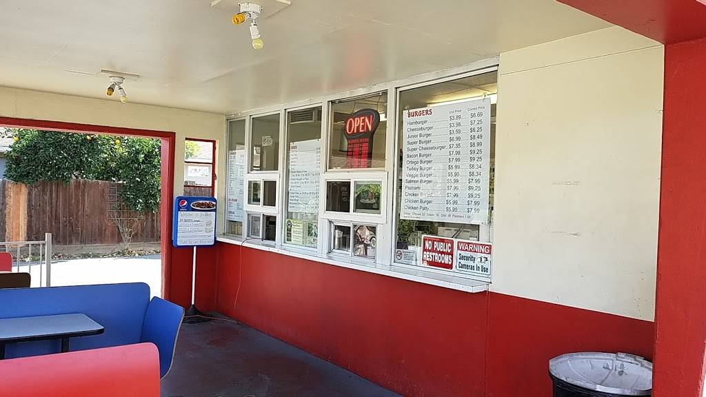 sno-white drive in | restaurant | 1210 W Turner Rd, Lodi, CA 95242, USA | 2093695314 OR +1 209-369-5314