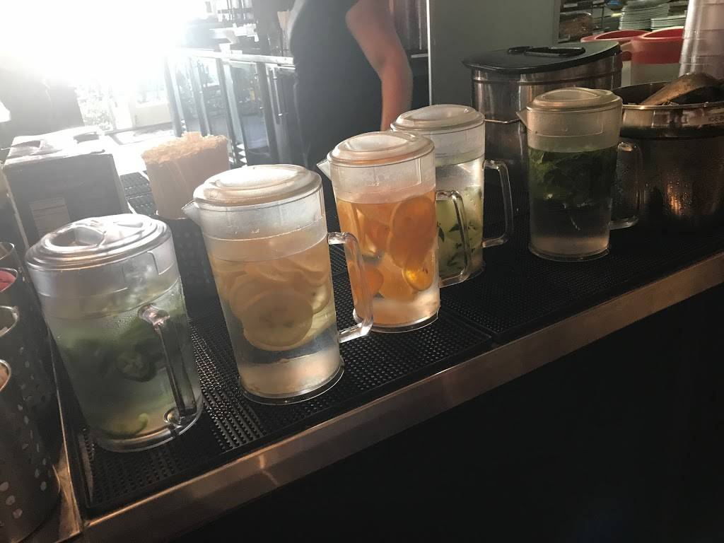 Crepeville | restaurant | 1730 L St, Sacramento, CA 95814, USA | 9164441100 OR +1 916-444-1100