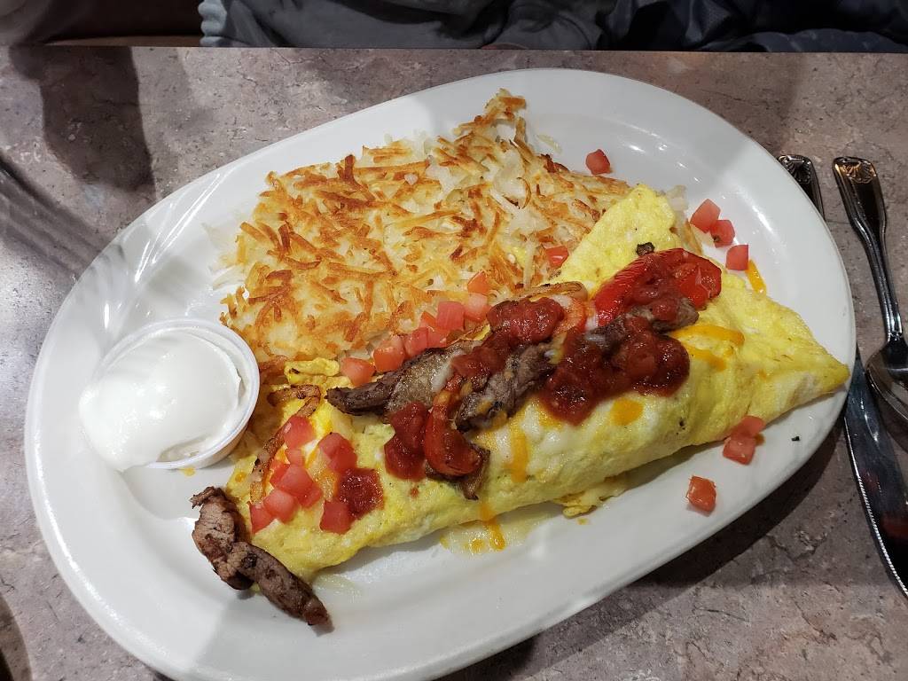 Pegahs Family Restaurant | restaurant | 5354 Roberts St, Shawnee, KS 66226, USA | 9134223600 OR +1 913-422-3600