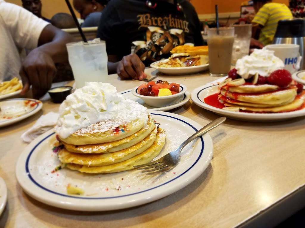 IHOP | restaurant | 15470 Annapolis Rd, Bowie, MD 20715, USA | 3014644550 OR +1 301-464-4550