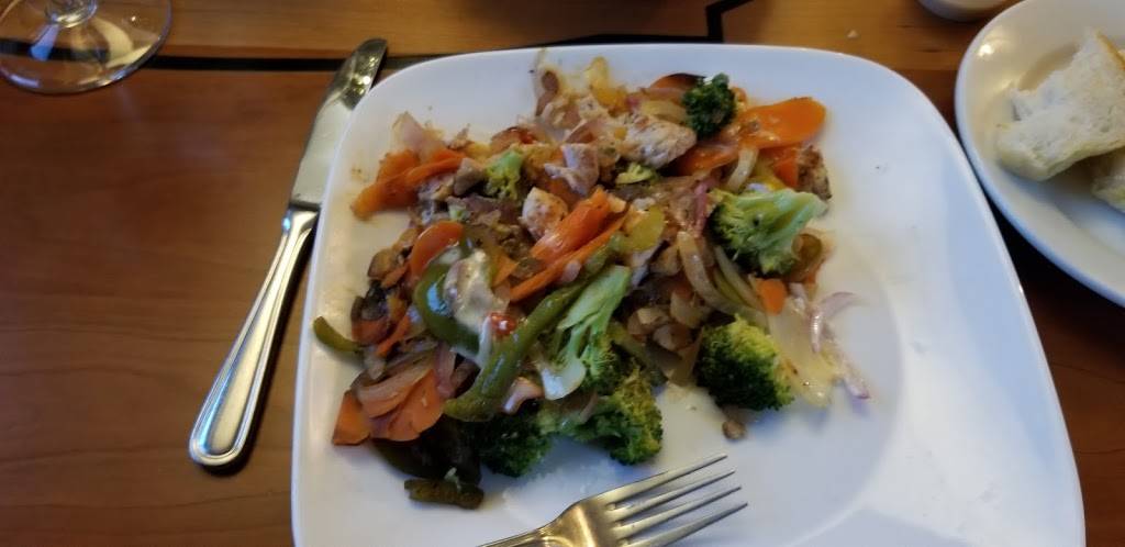 84 Court Pizza & Restaurant | restaurant | 84 Court St, Auburn, ME 04210, USA | 2073764940 OR +1 207-376-4940