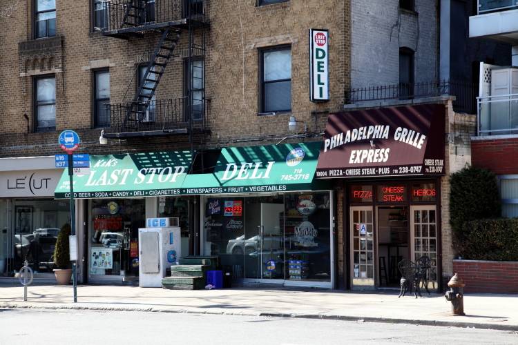 Philadelphia Grille | restaurant | 10004 4th Ave, Brooklyn, NY 11209, USA | 7182380747 OR +1 718-238-0747