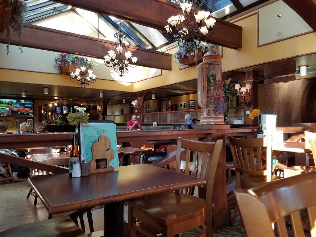 Bavarian Inn Restaurant | restaurant | 713 S Main St, Frankenmuth, MI 48734, USA | 9896529941 OR +1 989-652-9941