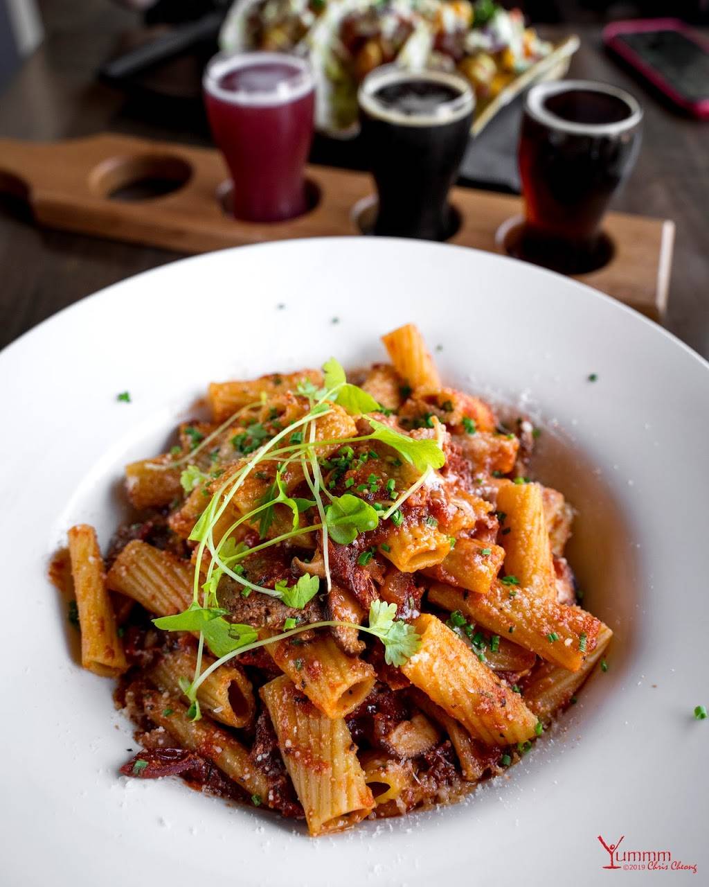 12welve Bistro and Tapwerks | restaurant | 244 Brock St S, Whitby, ON L1N 4K1, Canada | 9054938277 OR +1 905-493-8277