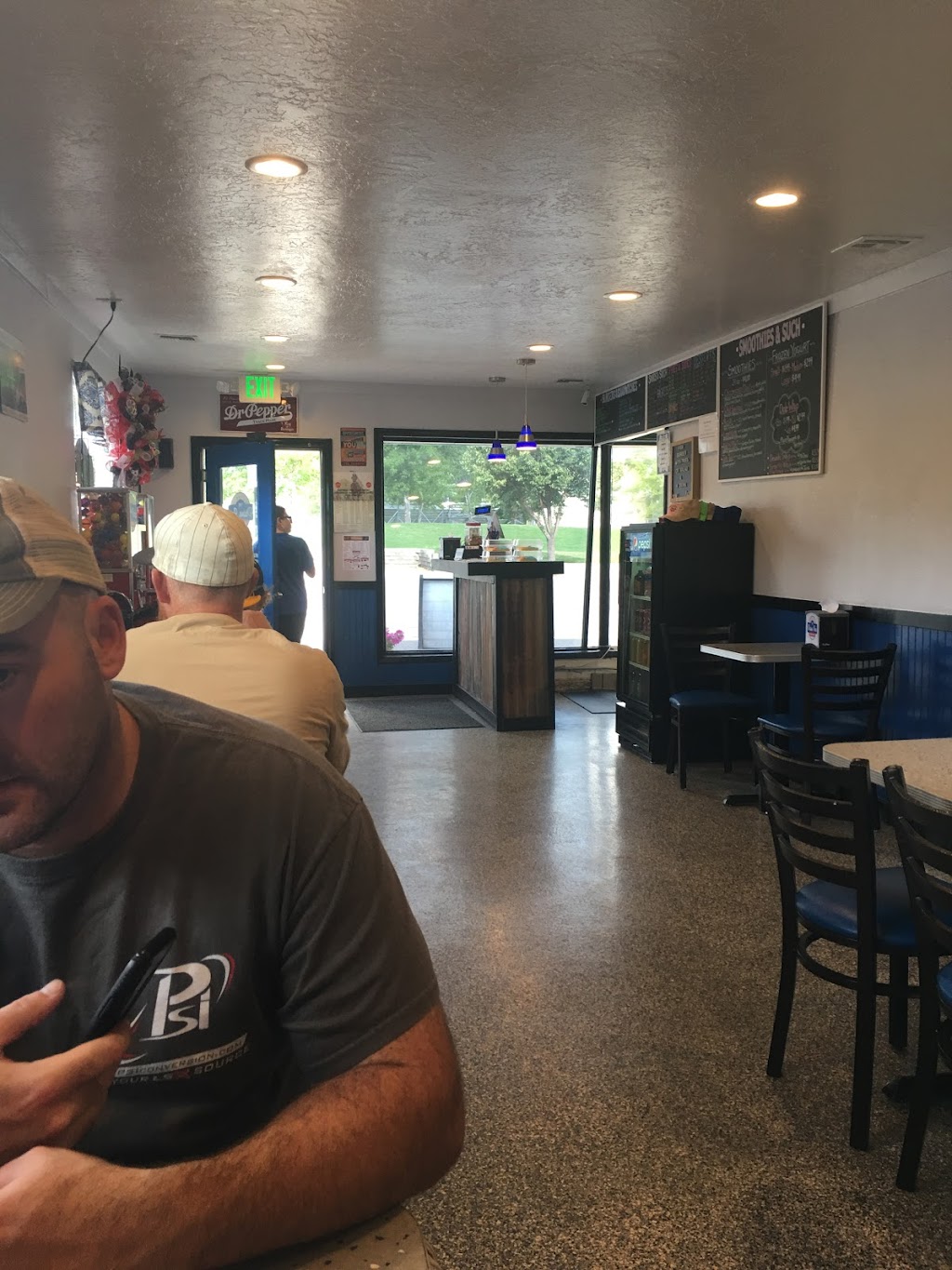 Mels Drive Inn | restaurant | 155 N Main St, Beaver, UT 84713, USA | 4354385600 OR +1 435-438-5600