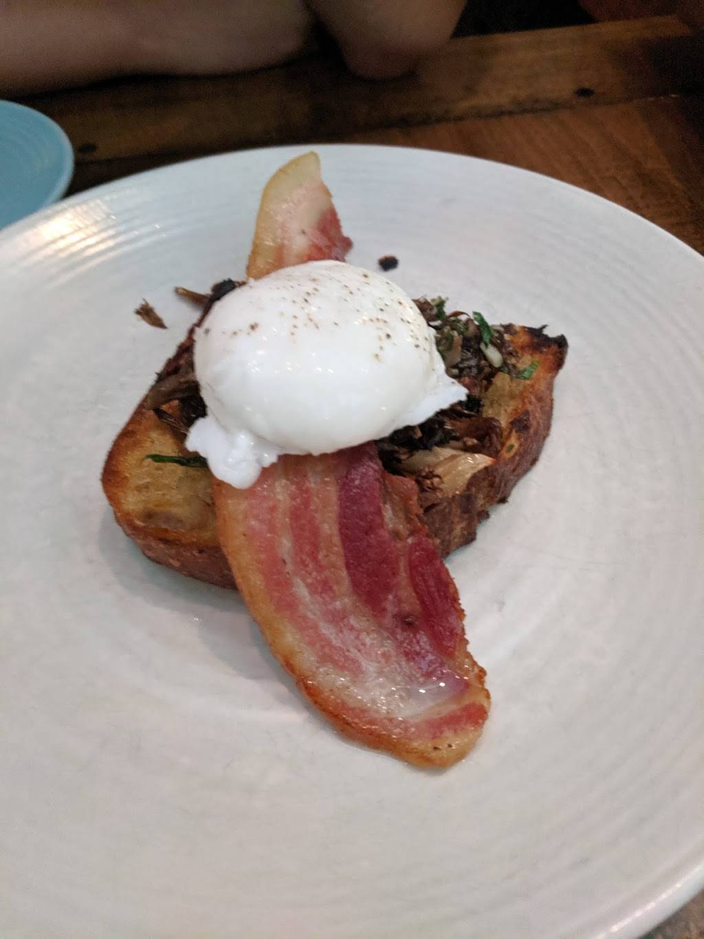 Hen of the Wood - Waterbury | restaurant | 92 Stowe St #1117, Waterbury, VT 05676, USA | 8022447300 OR +1 802-244-7300