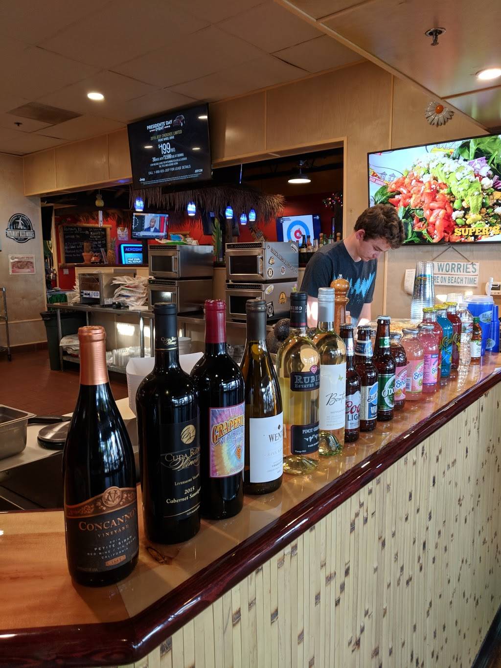 Beach Hut Deli | restaurant | 1770 First St, Livermore, CA 94550, USA | 9252921547 OR +1 925-292-1547