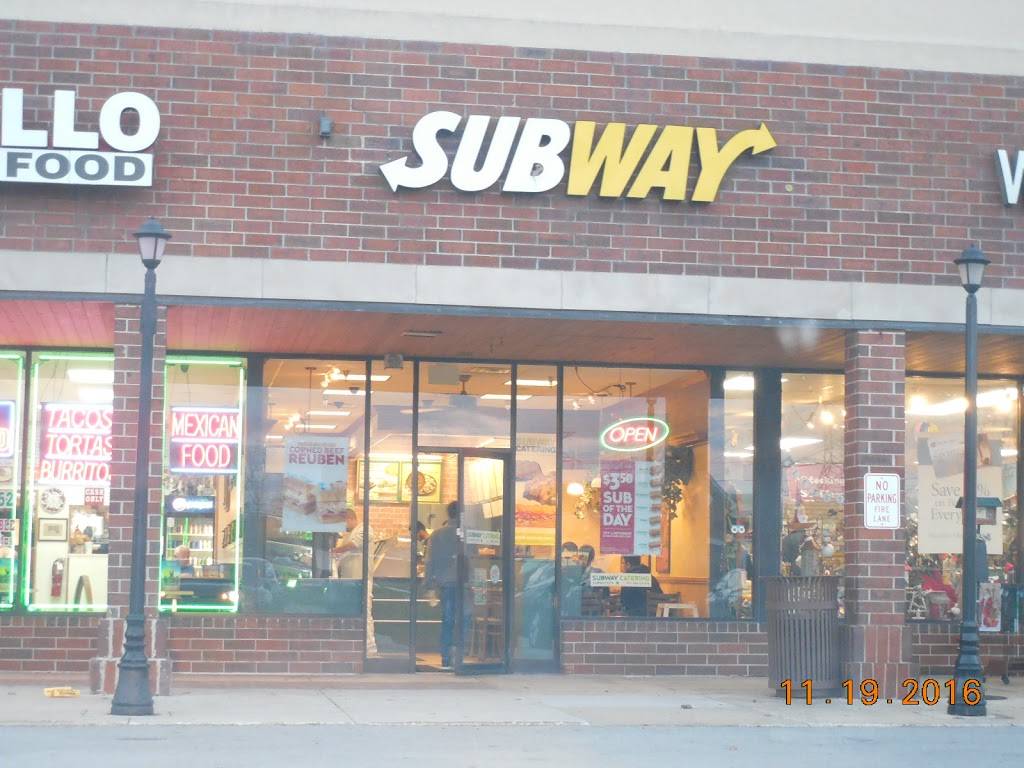 Subway Restaurants | restaurant | 13010 South La Grange Road, Palos Park, IL 60464, USA | 7083618385 OR +1 708-361-8385