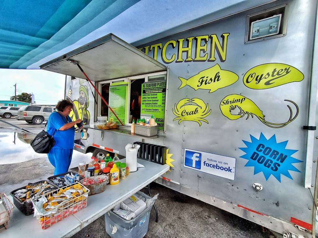 Captains Kitchen (Food Truck) | restaurant | 1502 Salter Path Rd, Salter Path, NC 28575, USA | 2527233100 OR +1 252-723-3100