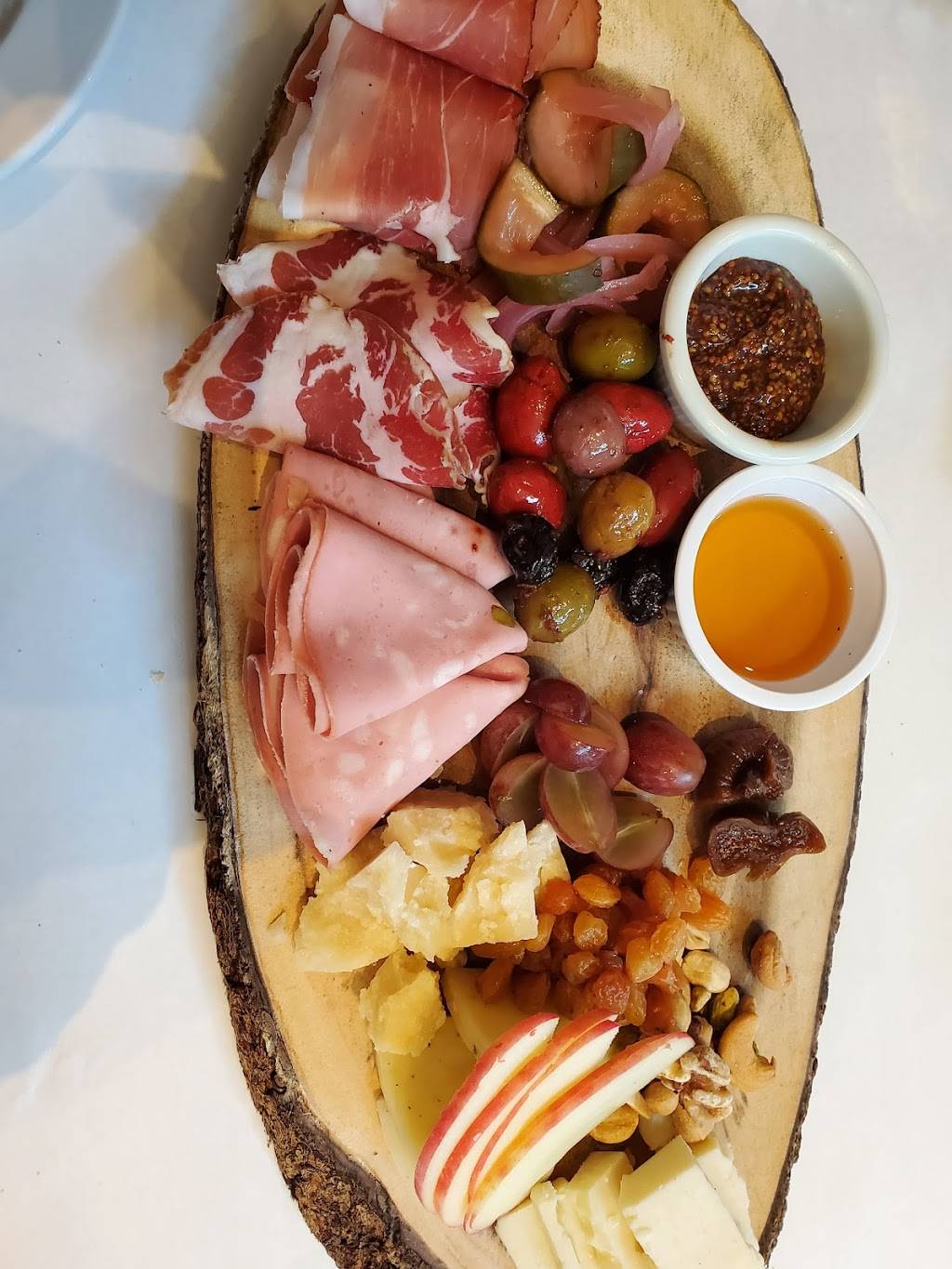 Cantoro Trattoria | restaurant | 15550 N Haggerty Rd, Plymouth, MI 48170, USA | 7346671199 OR +1 734-667-1199