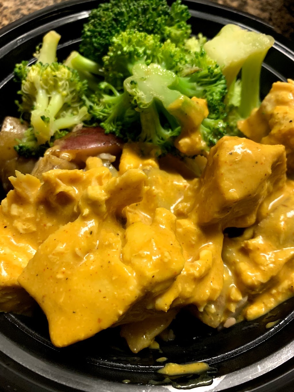 The Liberation Kitchen | restaurant | 13330 Ranchero Rd #8, Oak Hills, CA 92344, USA | 7607737500 OR +1 760-773-7500