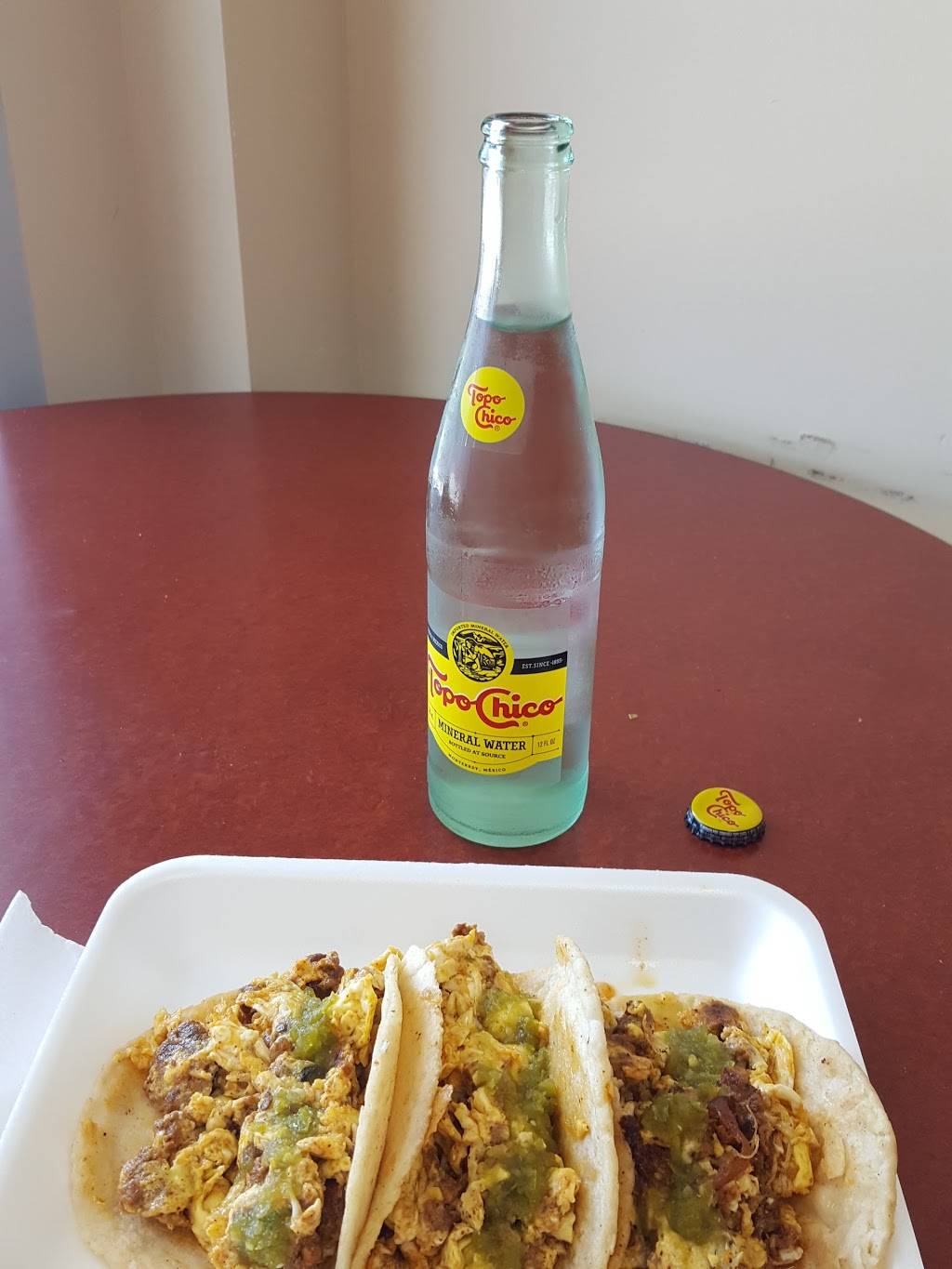 Marias Tacos & More | restaurant | 5127 Ella Blvd, Houston, TX 77018, USA | 2813189537 OR +1 281-318-9537