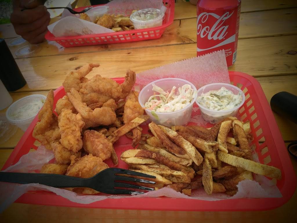 Grampys | restaurant | 72 Trooper Leslie G. Lord Hwy, Colebrook, NH 03576, USA | 6033315930 OR +1 603-331-5930