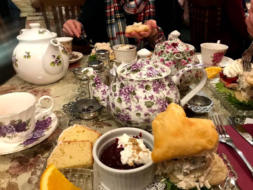 Miss Mollys Tea Room and Gift Shop | cafe | 140 W Washington St, Medina, OH 44256, USA | 3307256830 OR +1 330-725-6830