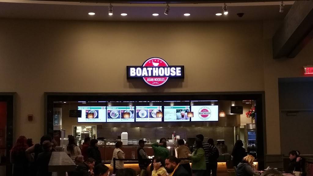 BoatHouse Asian Noodles Quick Serve | restaurant | 630 Park Ct, Rohnert Park, CA 94928, USA | 7075857625 OR +1 707-585-7625