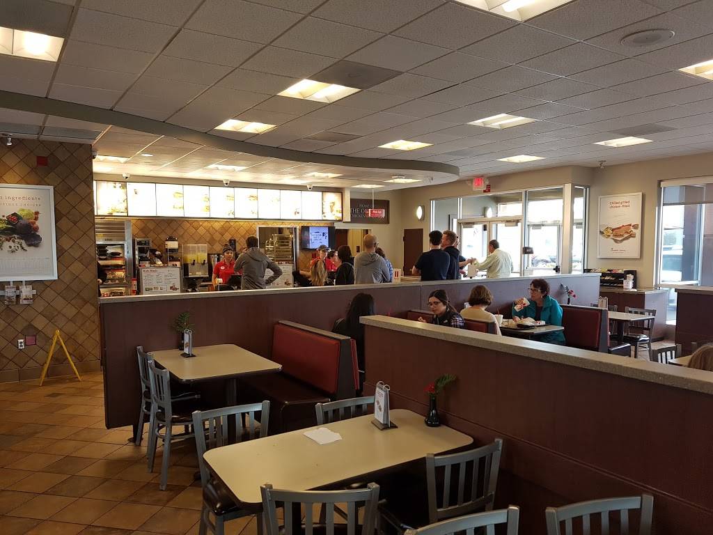 Chick-fil-A | restaurant | 8040 N Blackstone Ave, Fresno, CA 93720, USA | 5594323622 OR +1 559-432-3622