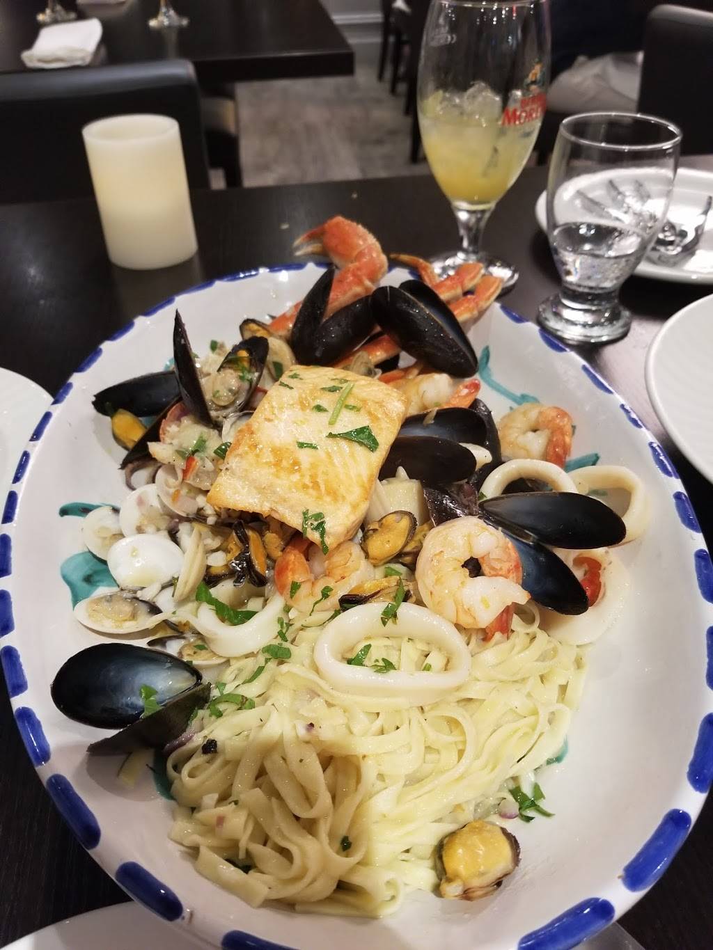 Vesuvio Ristorante | restaurant | 91 George St S, Brampton, ON L6Y 1P4, Canada | 9054590511 OR +1 905-459-0511