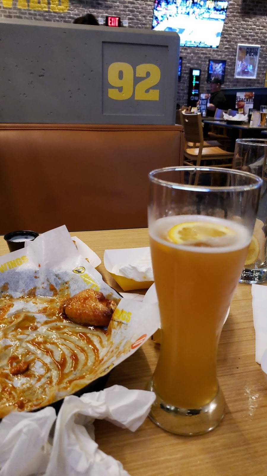 Buffalo Wild Wings | restaurant | 1537 Lower Sacramento Rd #110, Lodi, CA 95242, USA | 2093651693 OR +1 209-365-1693